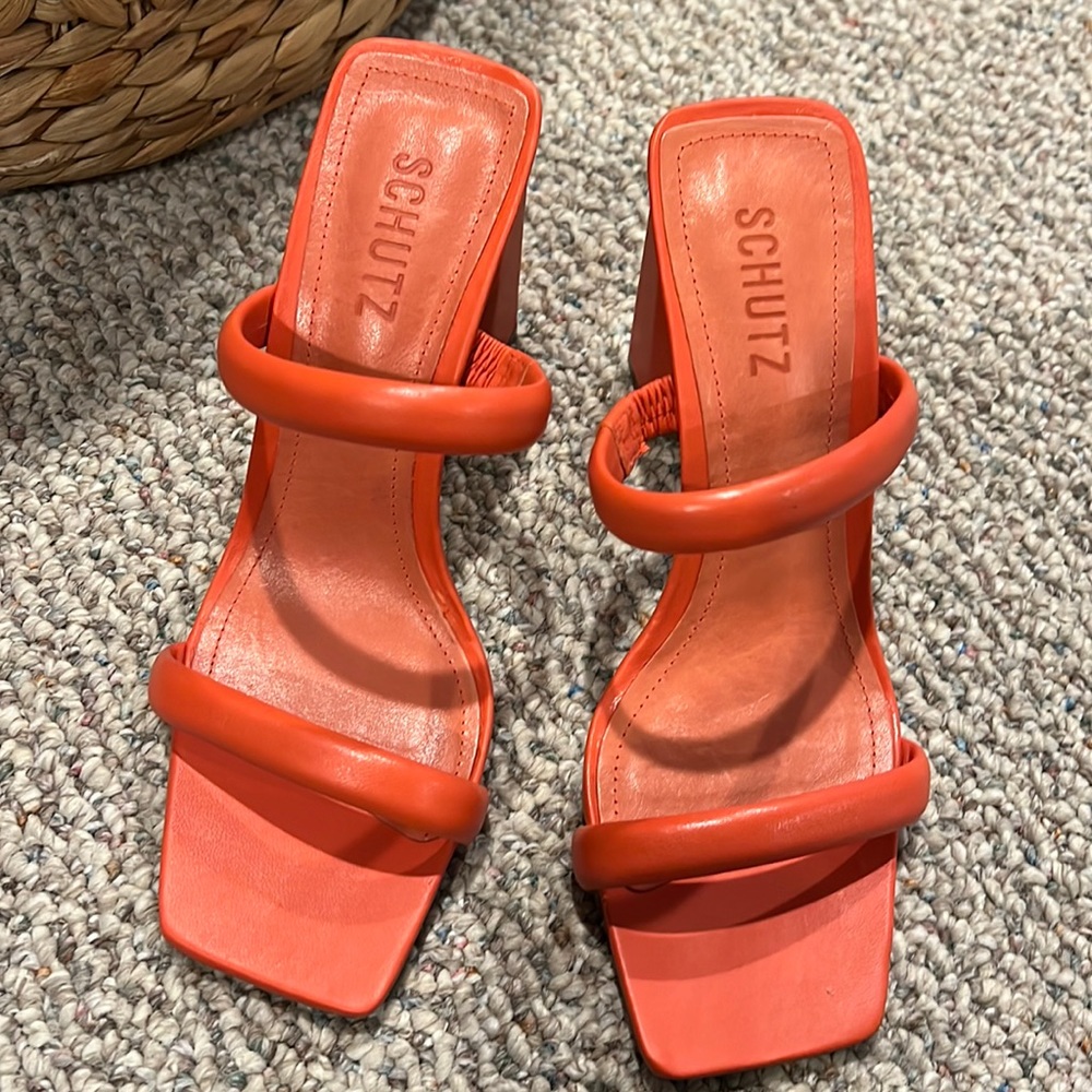 Sandal